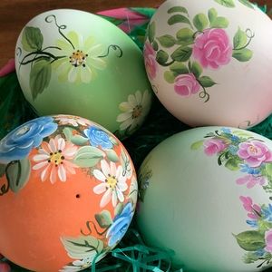 Gorgeous Set of Porcelain Hand Painted Easter Eggs